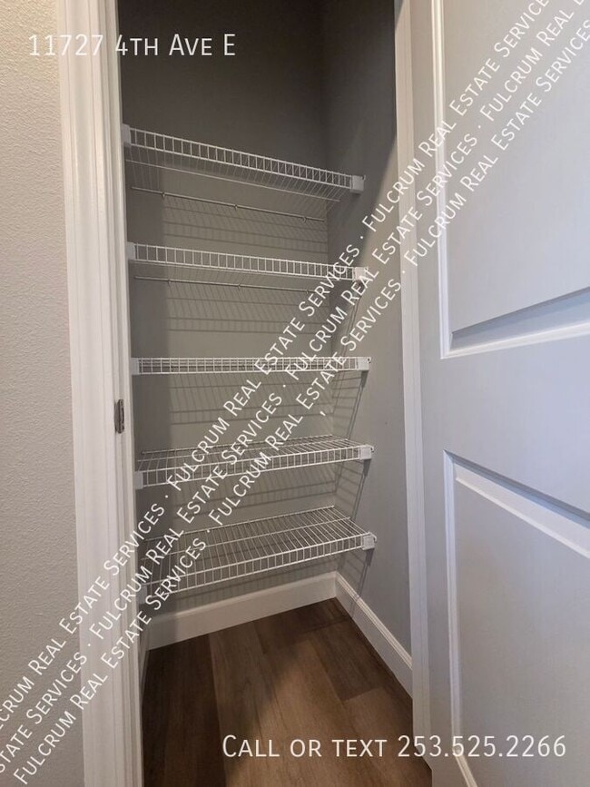Photo - 11727 4th Ave E