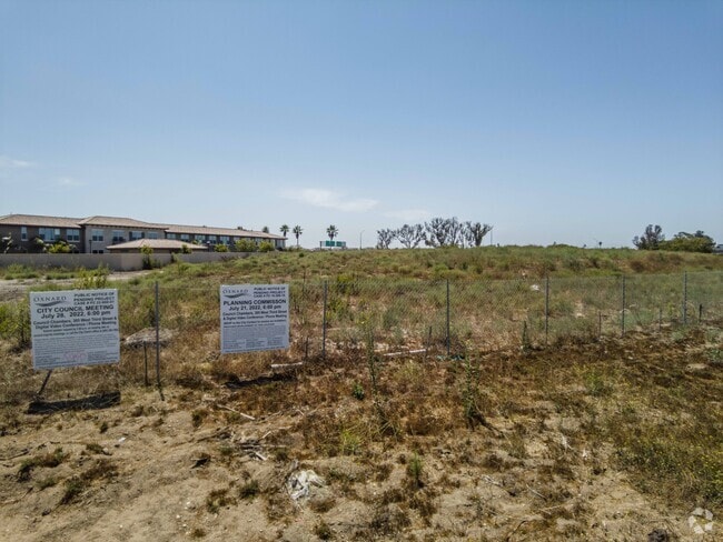 Building Photo - Panorama Riverpark Rental