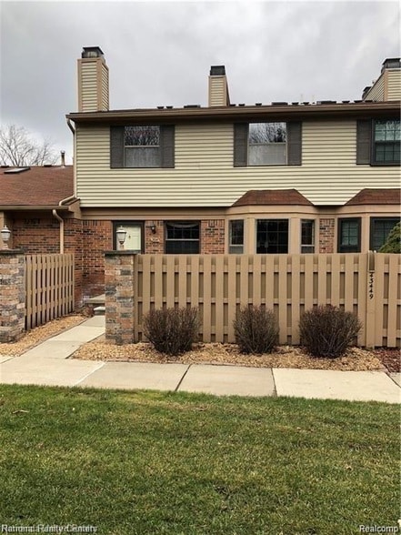 Building Photo - 43449 Arbor Way W Rental