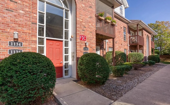 Building Photo - 1138 Neon Way Unit 1138