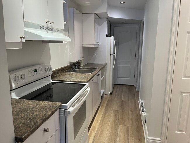 Photo - 4540 Av Draper Unit 4540 Draper