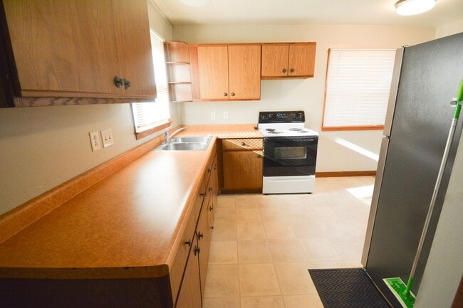 Photo - Ranch style apartment in duplex with finis...