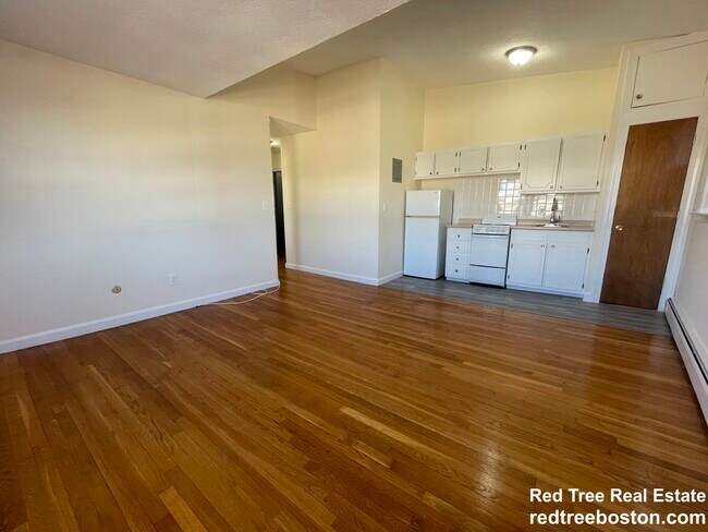 Photo - 180 North Beacon St Unit 24
