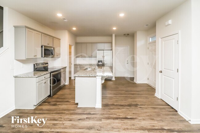 Photo - 2046 Cypress Village Dr NW