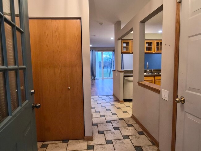 Photo - 2609 Carrolwood Rd