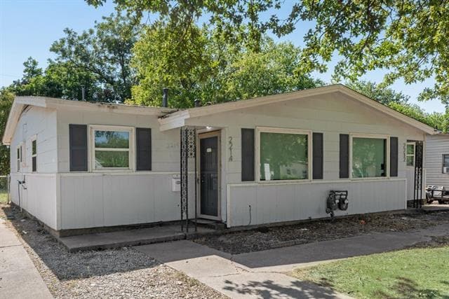 2212 David Dr