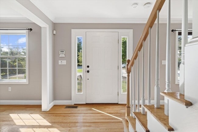 Photo - 19 Benjamin Ln