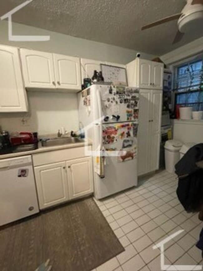 Photo - 118 Strathmore Rd