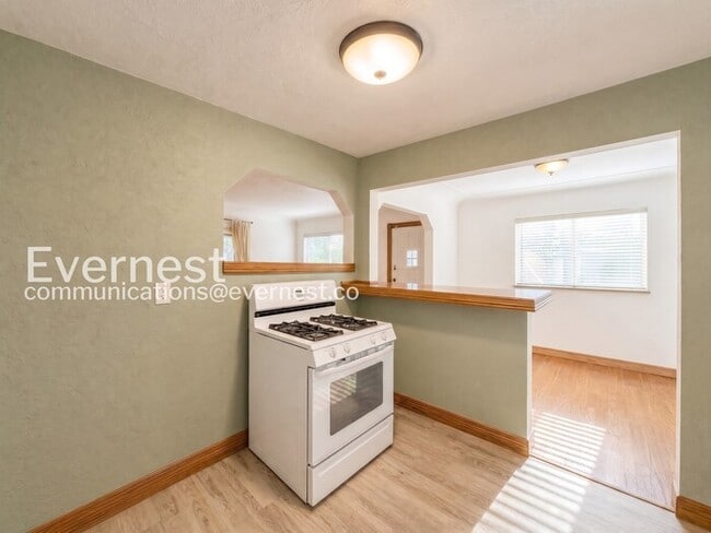 Photo - 2219 Quitman St