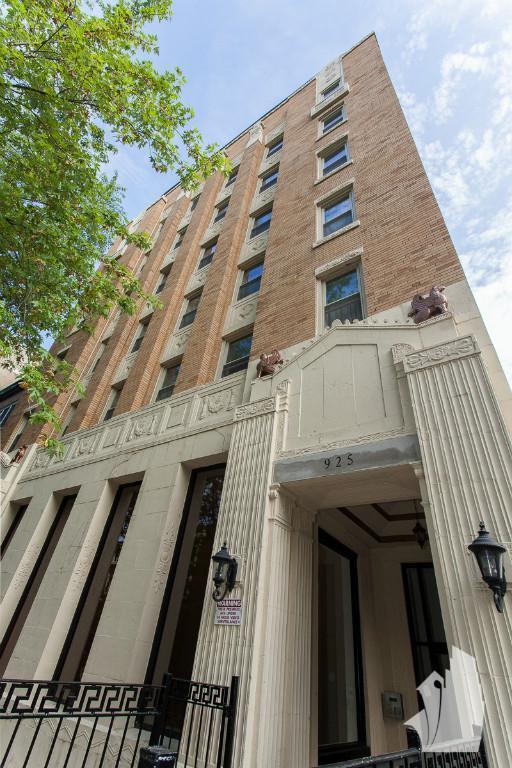 Building Photo - 925 W Carmen Ave Unit 5E