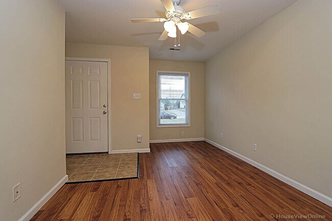 Photo - 2 Bedroom Triplex in Cape
