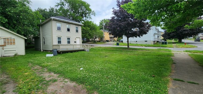 Photo - 127 W Schuyler