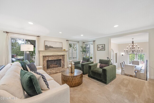 1565 Falling Star Ave