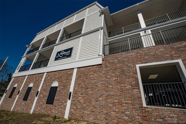 Photo - 1100 New York Ave Unit 204