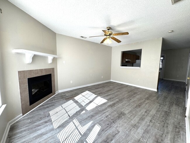 Photo - Townhome Minutes to Camp Lejeune