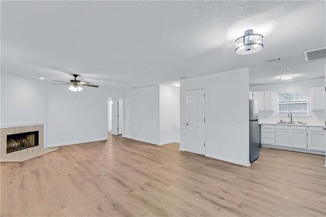 Photo - 509 Cedar St