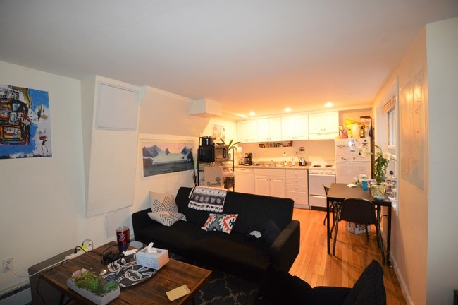 Photo - 13 Anderson St Unit G