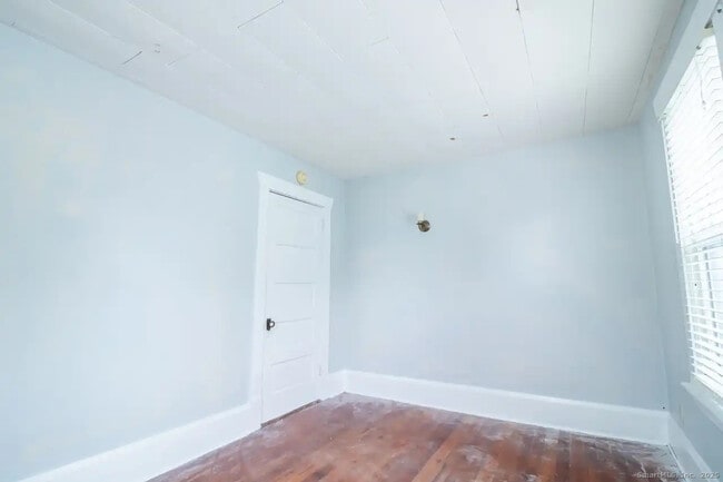 Photo - 62 Montauk Ave