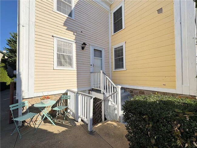 Photo - 22 Stockholm St Unidad 1