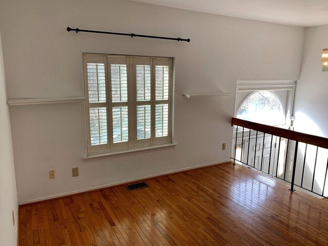 Photo - Gorgeous 2-Bedroom Townhome Near the Art Museum! One-Car Garage Included!