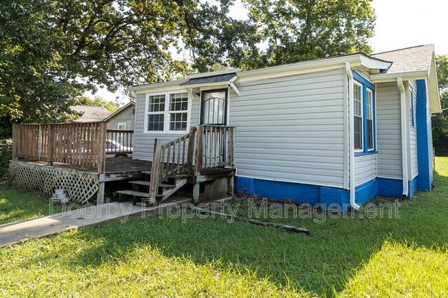 Building Photo - 2700 N Orchard Knob Ave Rental