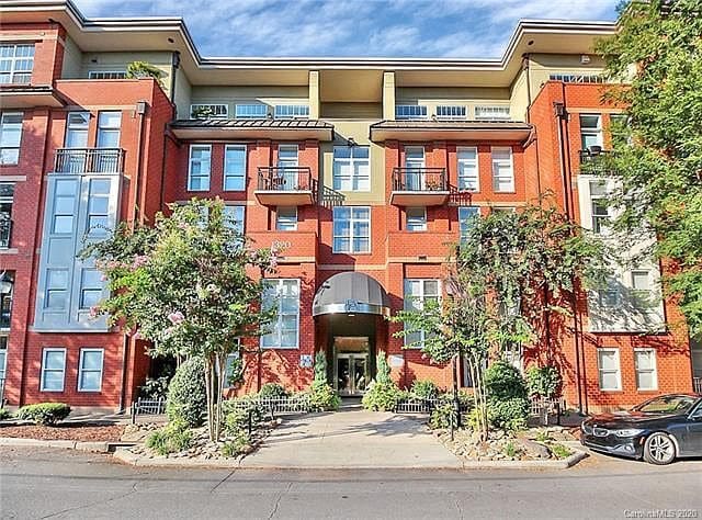Building Photo - 1320 Fillmore Ave Unit 423