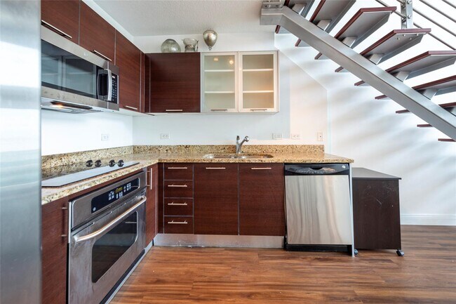 Photo - 41 SE 5th St Unit 1315