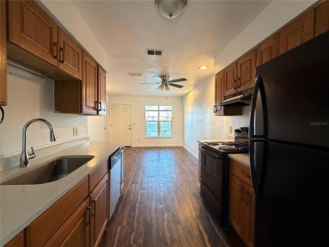 Photo - 6918 Edgefield Ln