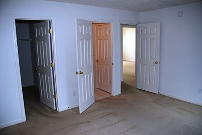 Photo - 3 bedroom/2 bath Home GREAT location!!! Available 9/1/2026!!