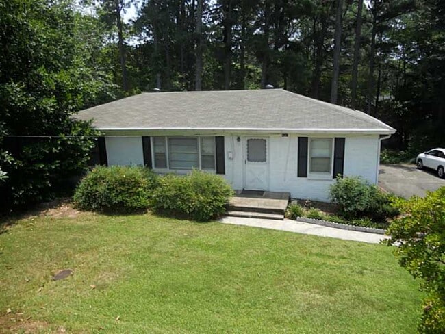 Building Photo - 4267 Chamblee Tucker Rd Rental