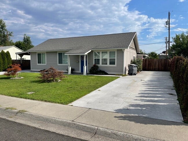 Photo - Richland House For Lease