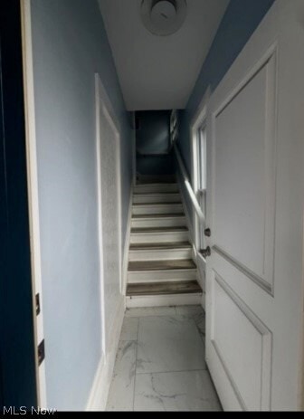 Photo - 1329 W 87th St