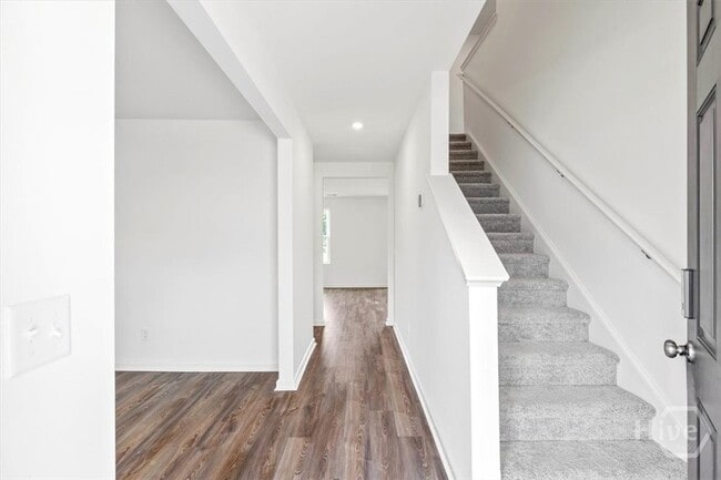 Photo - 217 Foster St