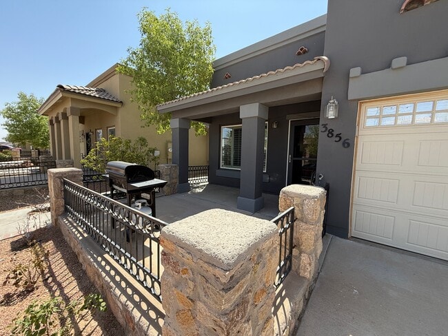 Photo - 3856 Loma Cortez Dr