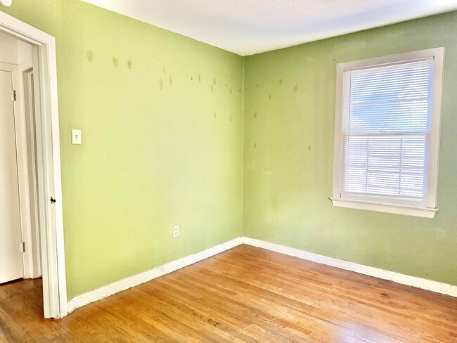 Photo - 1125 Perkins Rd