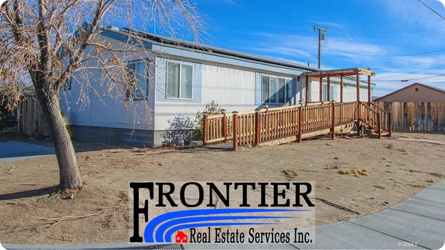 Building Photo - 935 W Sullivan Ave