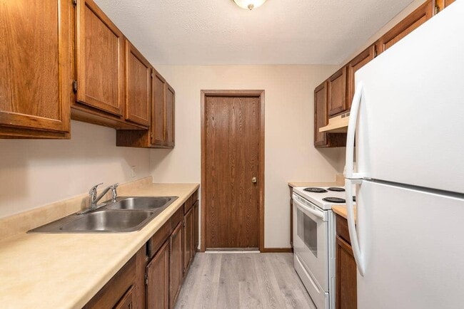 Free Street Apartments