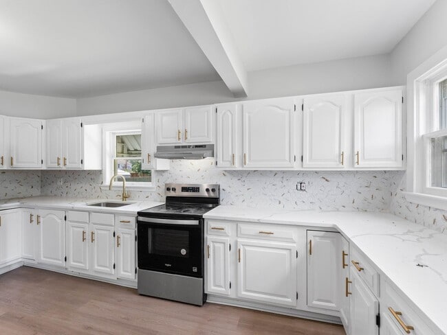 Photo - Updated 3-Bedroom Home with Spacious Yard in Hainesport