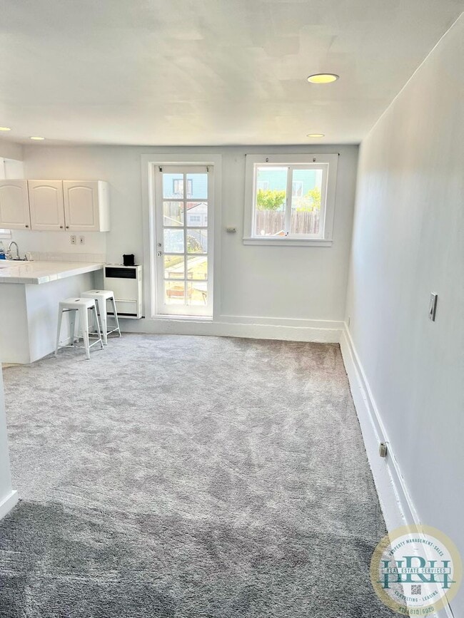 Charming Studio Nestled in the Heart of th... - Charming Studio Nestled in the Heart of th... Apartment