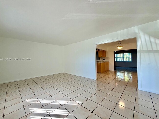 Photo - 12111 SW 107th St