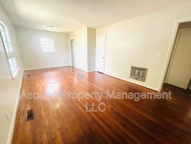 Photo - 1202 Arlington Ave