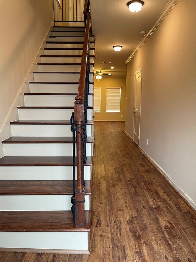 Photo - 26148 Avenue E Unit B