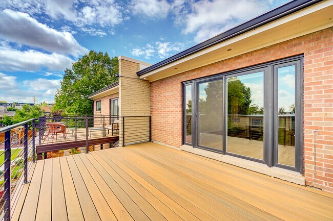 Courtyard at Sloans Lake