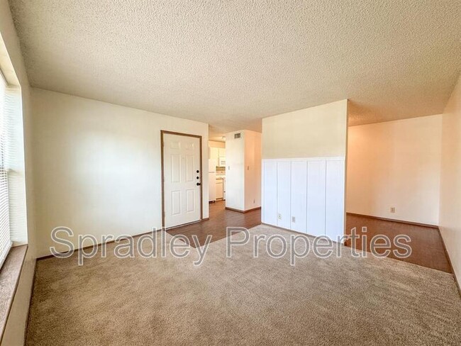 Photo - Troy Terrace Apartments