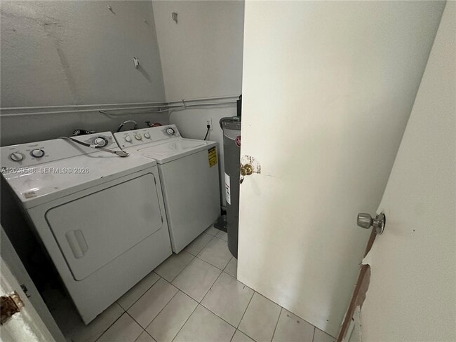 Photo - 2135 Lincoln St