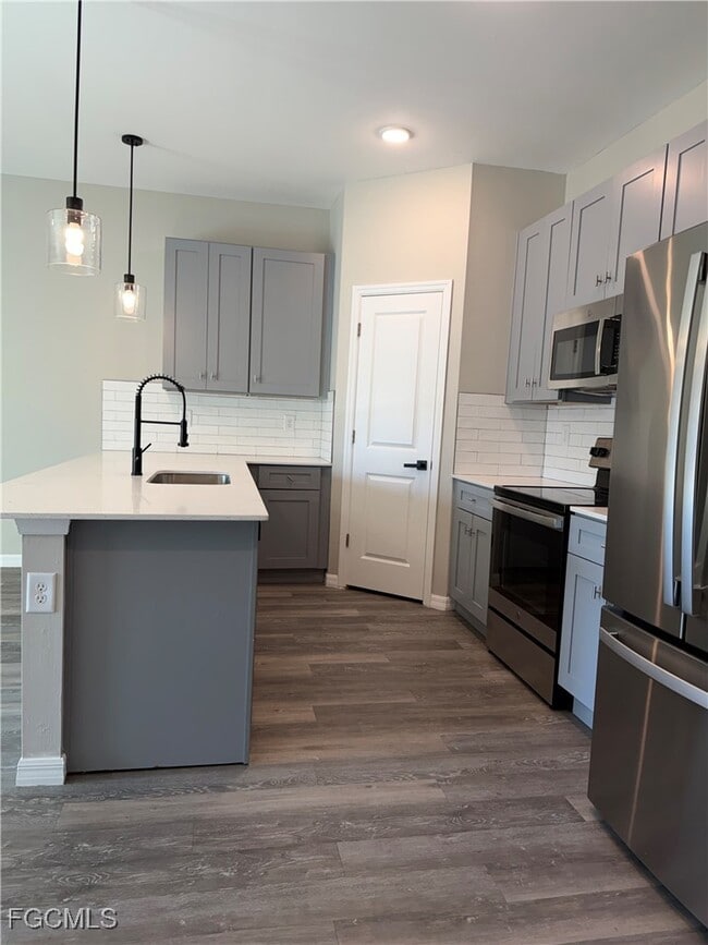 Building Photo - 5205-5207 30th St SW