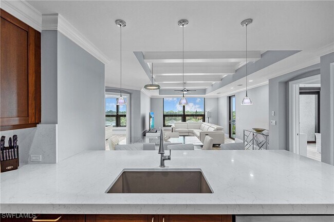 Photo - 9115 Strada Pl Unidad 5511