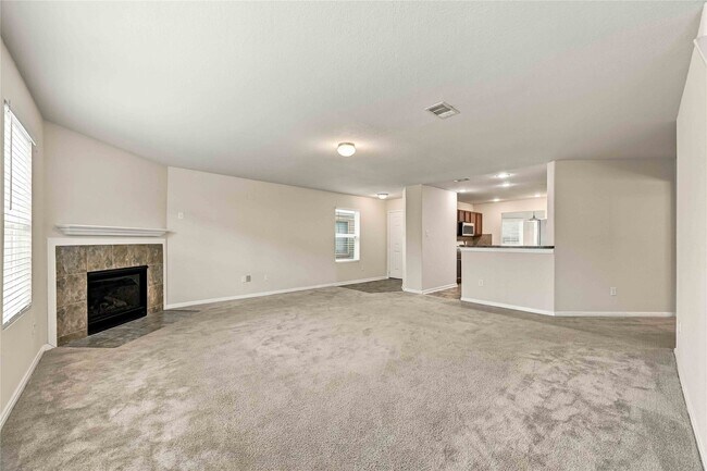7402 Fox Cove Trail