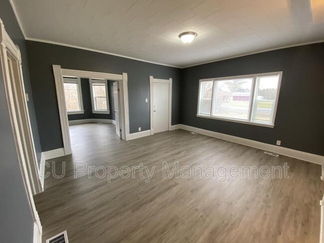 Photo - 1601 N Mckinley Ave