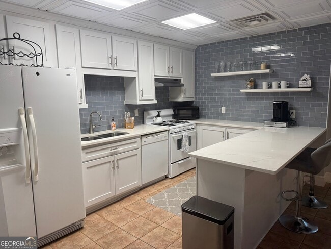 Photo - 2091 Emerald Dr